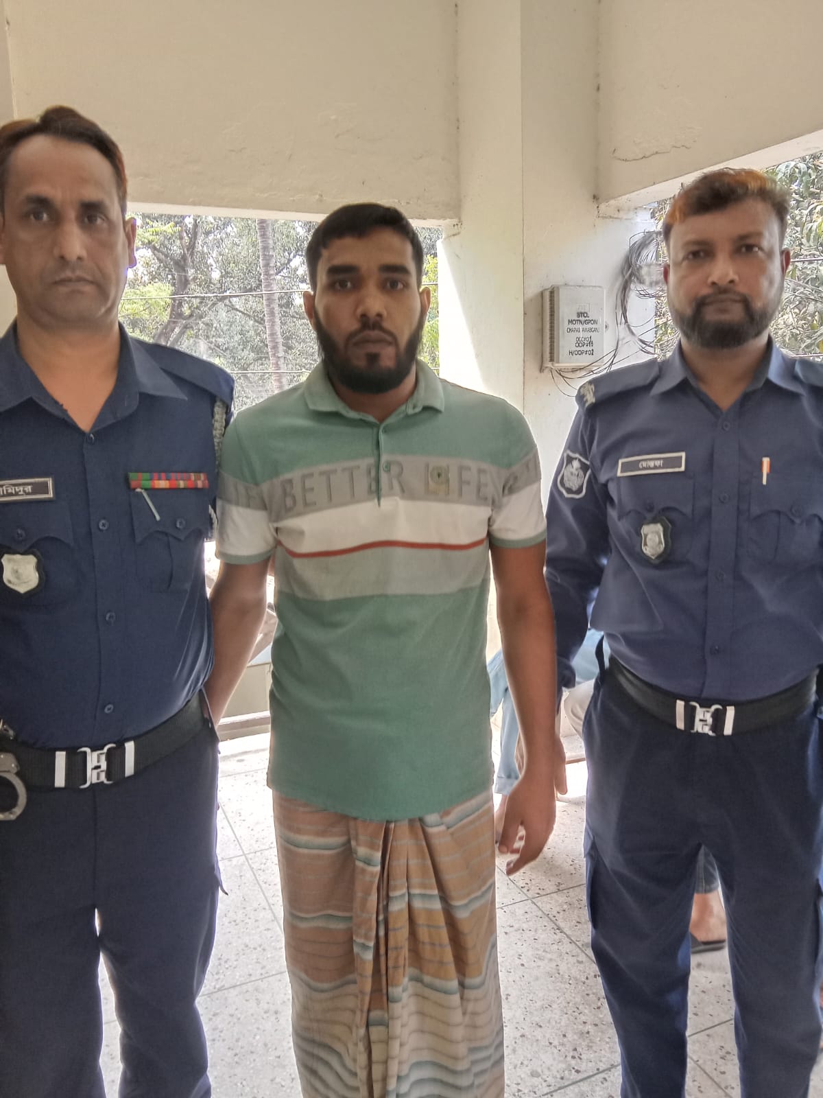 চাঁপাইনবাবগঞ্জ  ২ কেজি হেরোইন মামলায় যুবকের যাবজ্জীবন